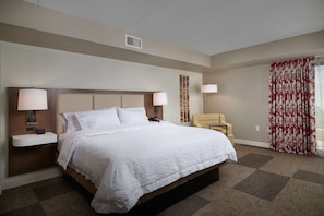 Suite, 1 King Bed, Refrigerator & Microwave (Wet bar) | Blackout drapes, iron/ironing board, free cribs/infant beds