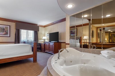 Best Western Parkway Inn & Conference Centre