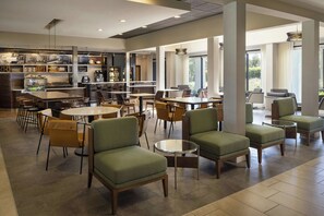 Restaurant - Courtyard by Marriott Fresno (Fresno)