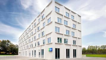 Guest rooms offer a uniform layout with a window on each floor.