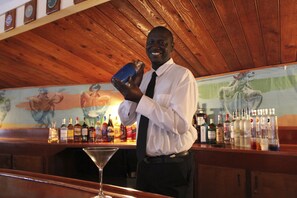 2 bars/lounges - Bimini Big Game Club Resort & Marina (Alice Town)