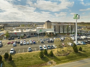 Exterior - Wyndham Executive Center Columbia (Columbia)