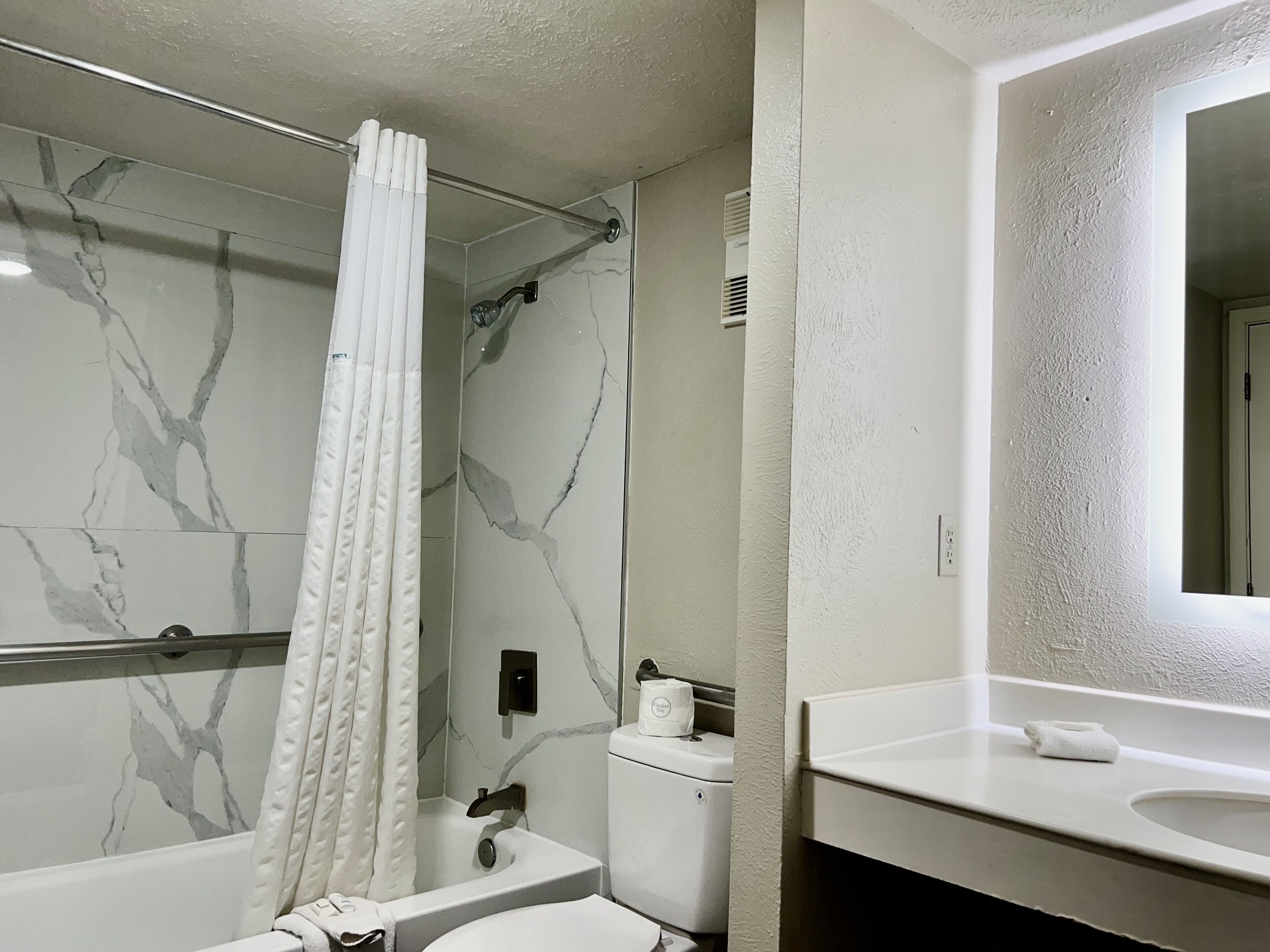 Photo - La Quinta Inn by Wyndham San Antonio Lackland