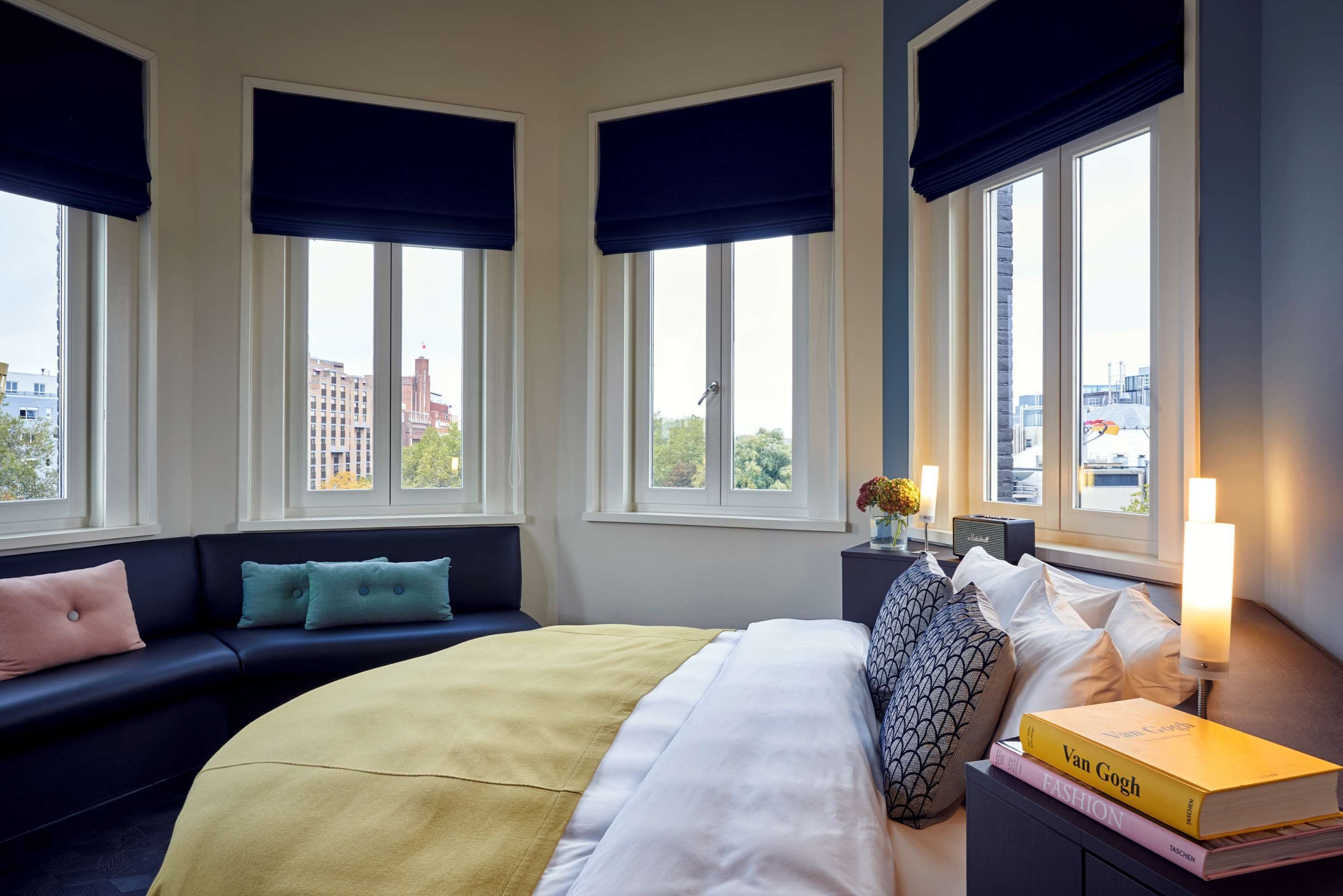 hypo-allergenic bedding, minibar, in-room safe, desk