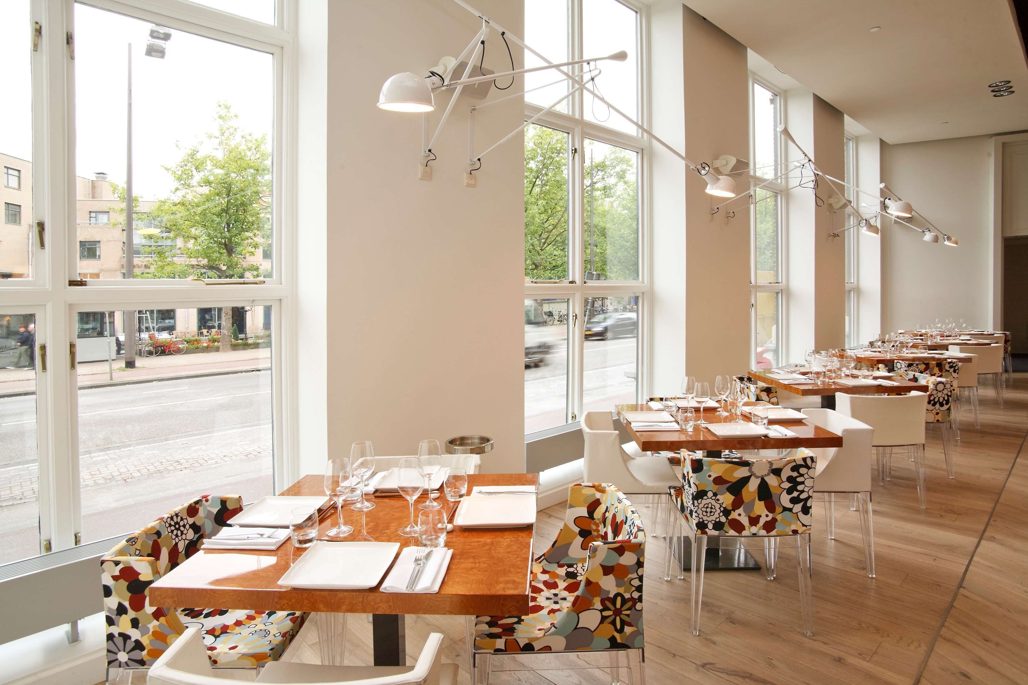 breakfast and lunch served