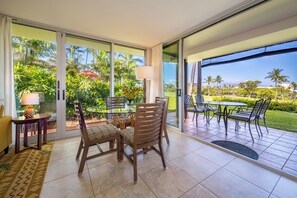 Condo, 1 Bedroom, Partial Ocean View (Unit C104, 1 Bath) | Dining room