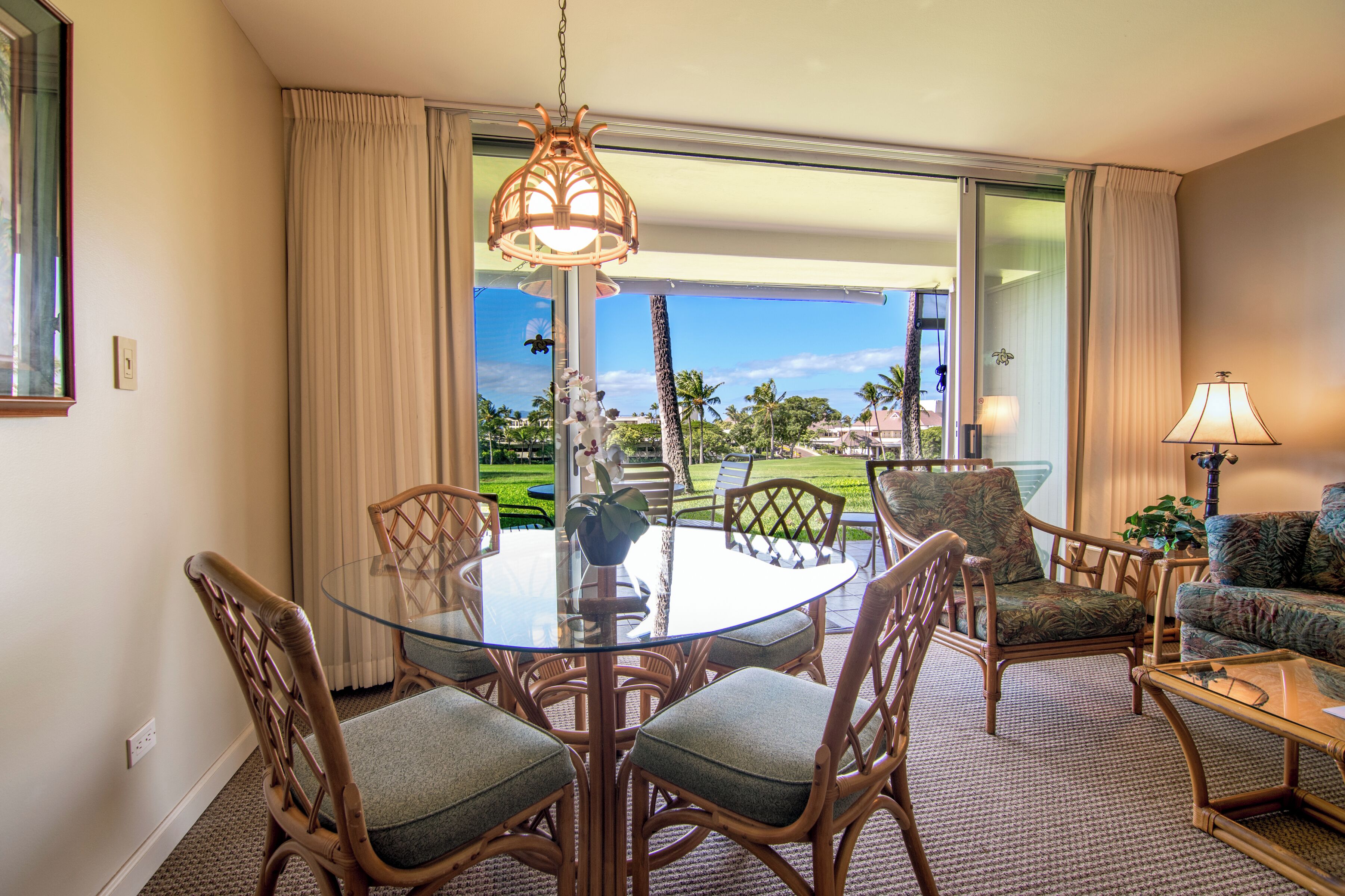 Individually decorated, individually furnished, laptop workspace