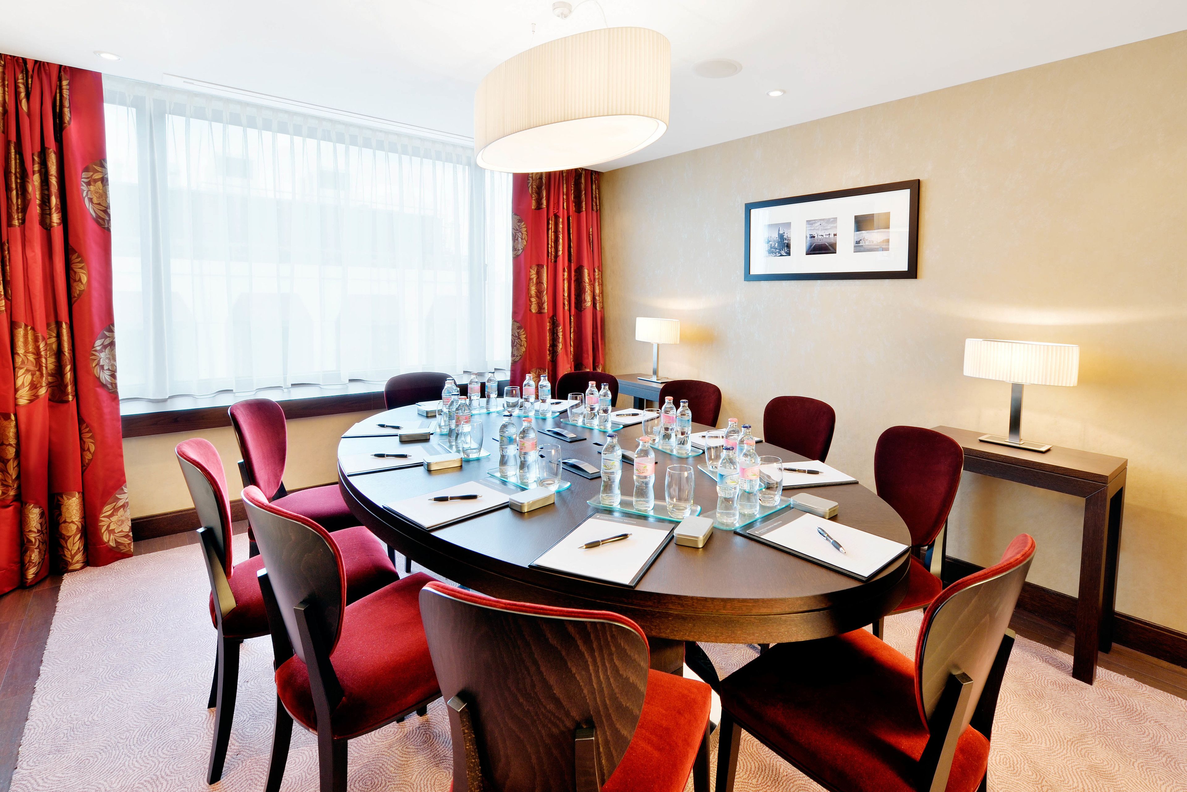 suite, 1 single bed | in-room business centre