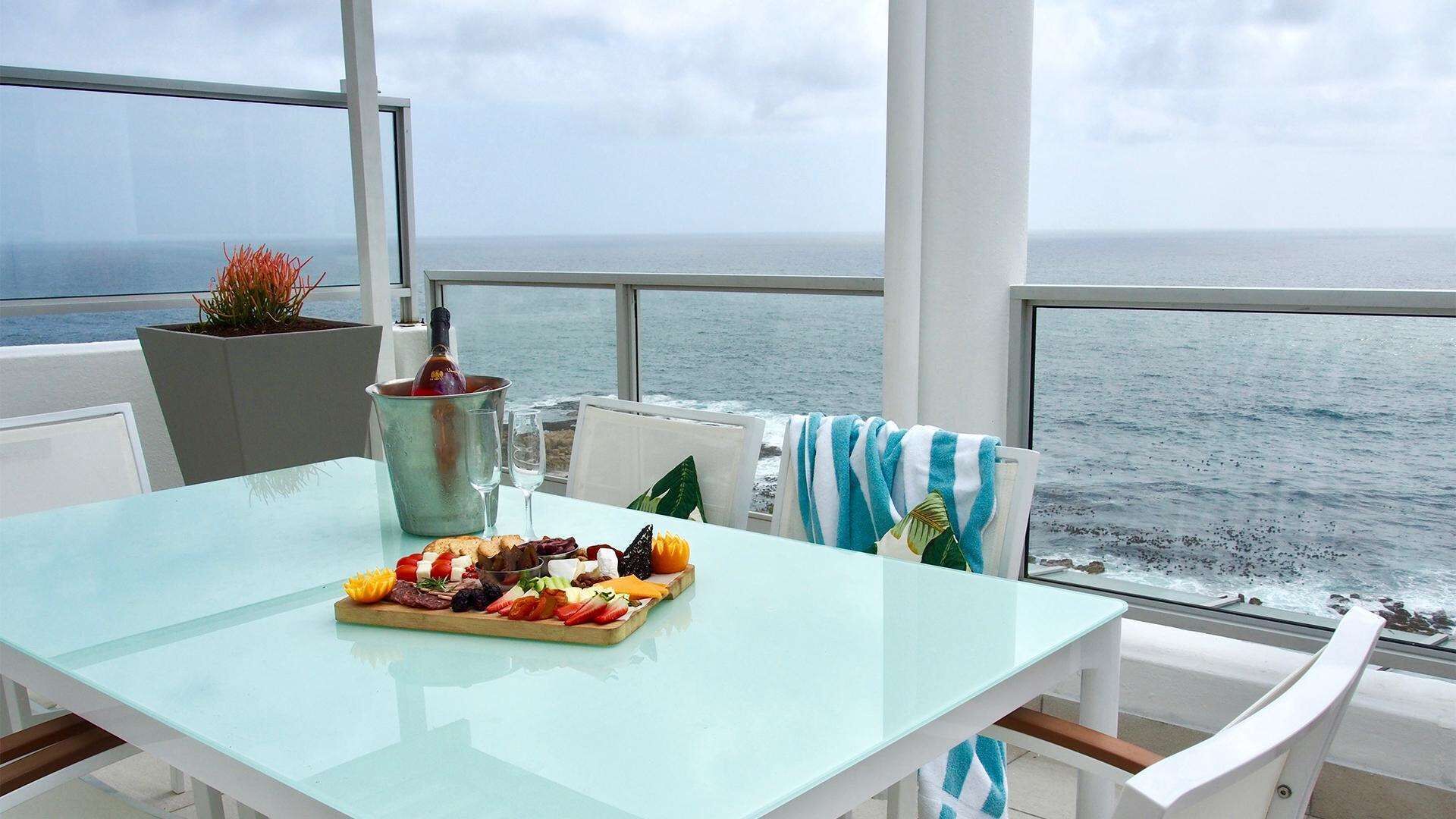 1 bedroom, premium bedding, down duvets, in-room safe