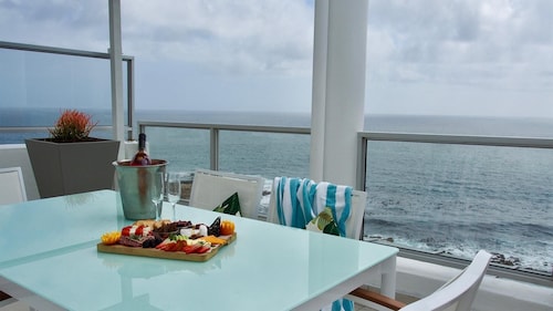 Peninsula All-Suite Hotel by Dream Resorts