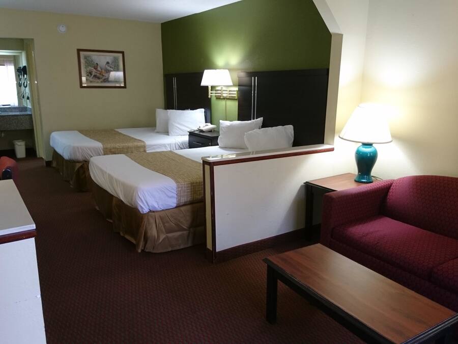 Suite, Non Smoking | Desk, blackout drapes, iron/ironing board, rollaway beds