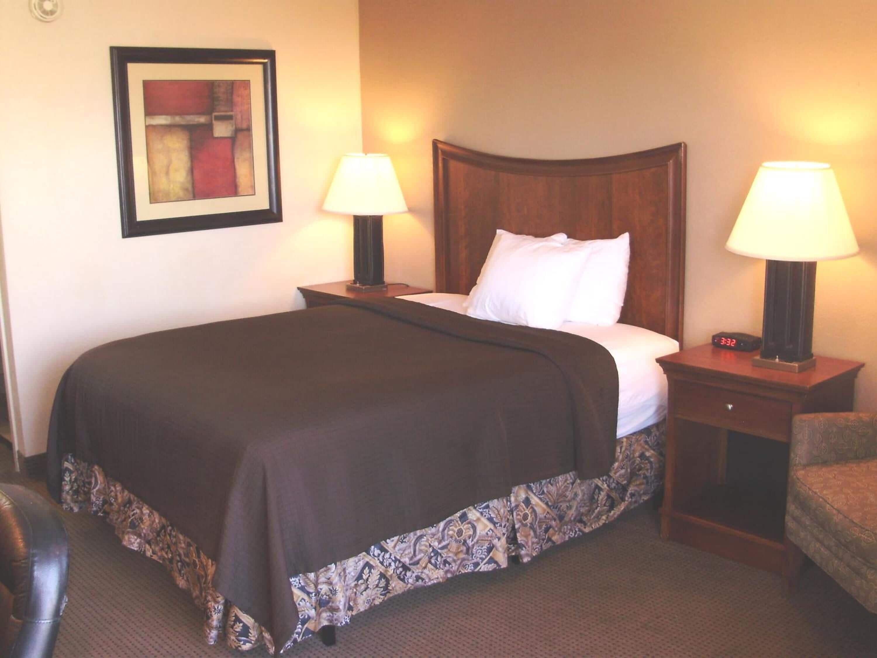 Photo - Trade Winds Central Inn