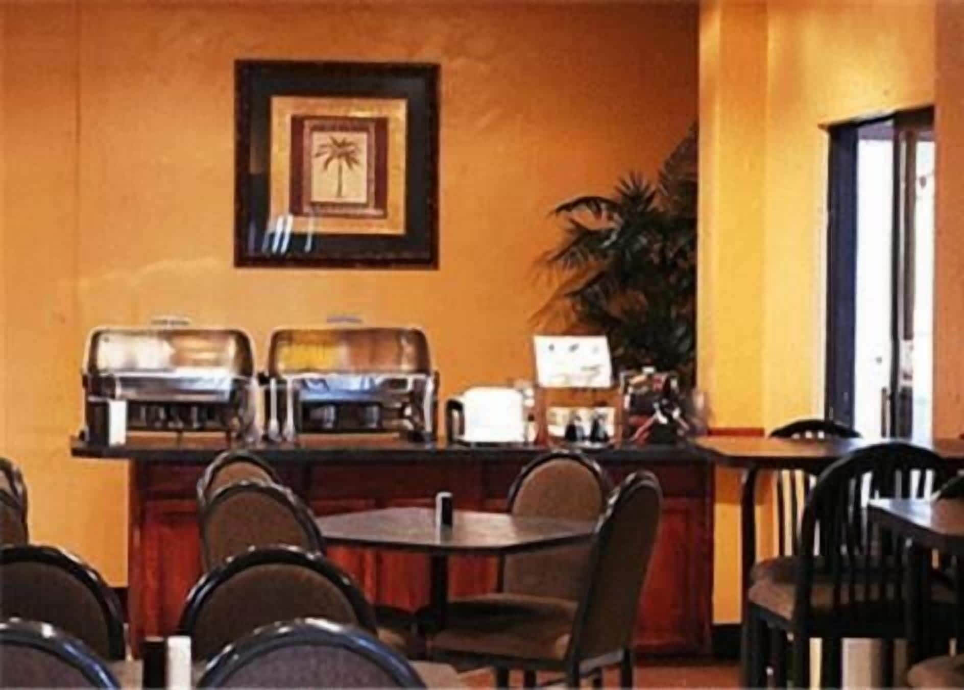 Photo - Trade Winds Central Inn