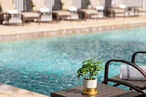 Outdoor pool, pool loungers