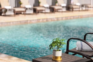 Outdoor pool, pool loungers