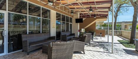 Outdoor pool, sun loungers
