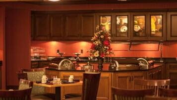 Free daily buffet breakfast