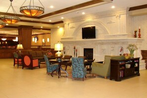 Lobby-lounge