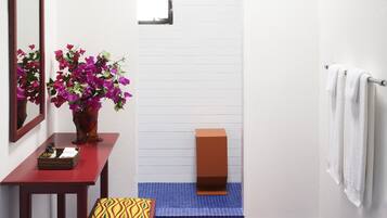 Shower, rainfall showerhead, designer toiletries, hair dryer