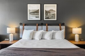 Habitación estándar, 1 cama King size, para no fumadores | Ropa de cama de alta calidad, cortinas blackout y wifi gratis 