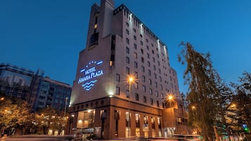 Fachada del alojamiento - Noche