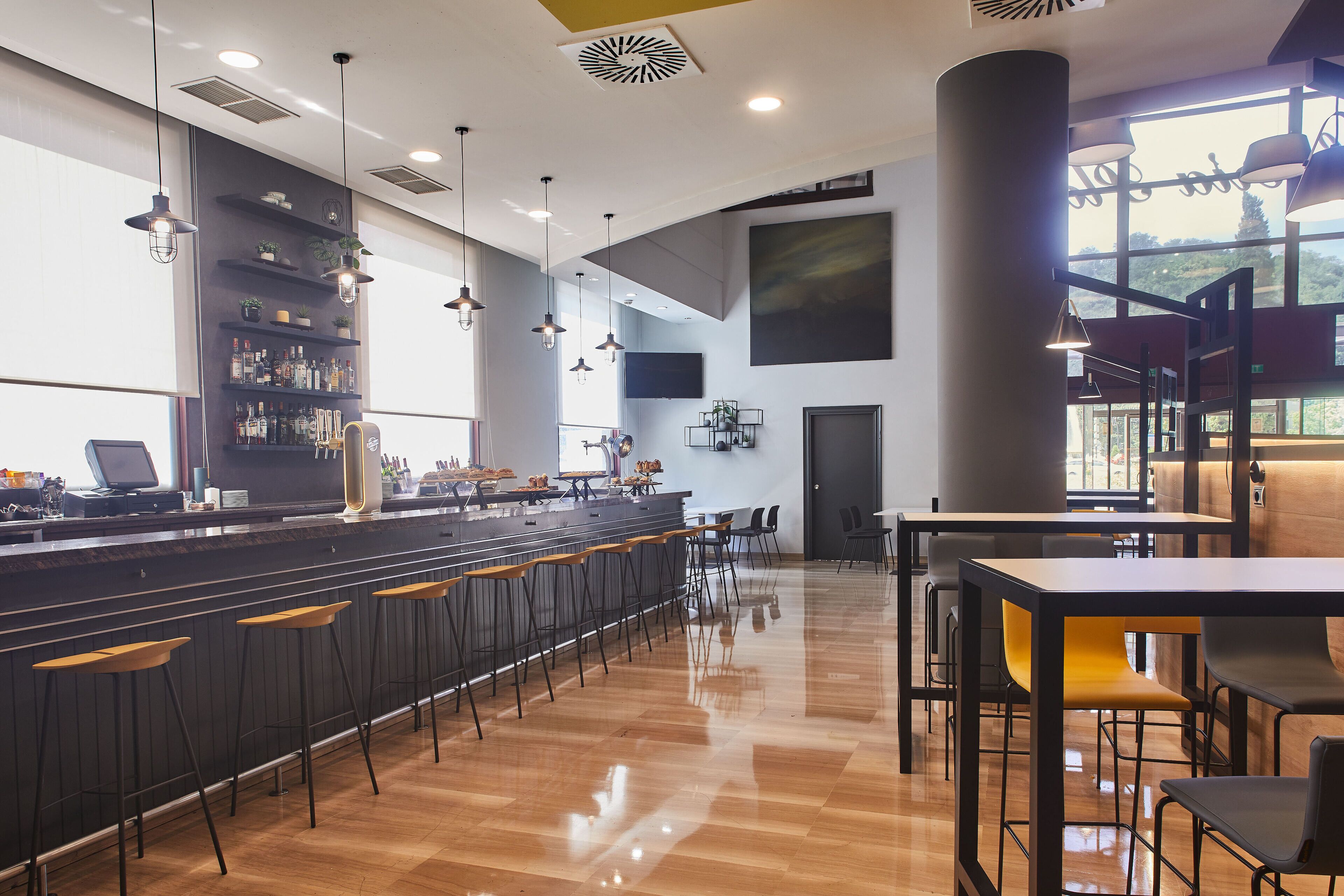 lunch and dinner served, local cuisine