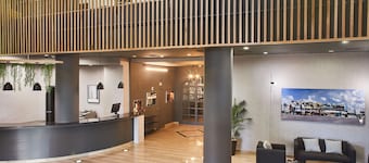 Hotel Silken Amara Plaza