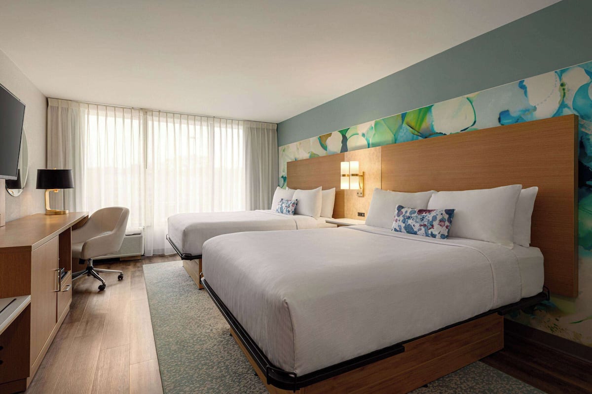 Chambre, 2 grands lits, non-fumeurs | 1 chambre, literie de qualité supérieure, surmatelas