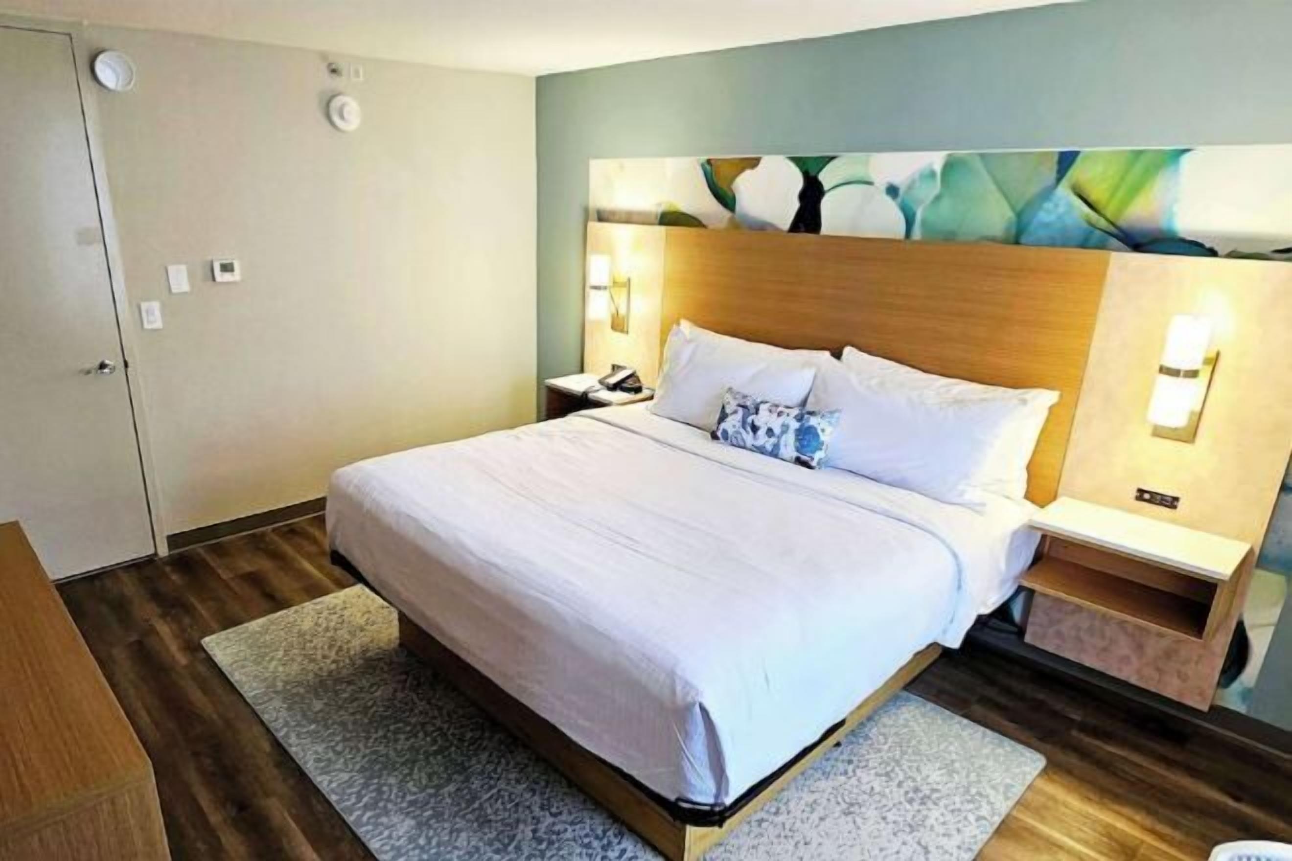 高級寢具、舒適加層、客房內保險箱、獨特裝潢