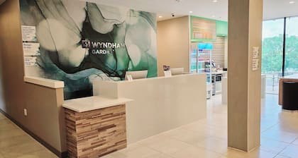 Wyndham Garden Atlanta Airport