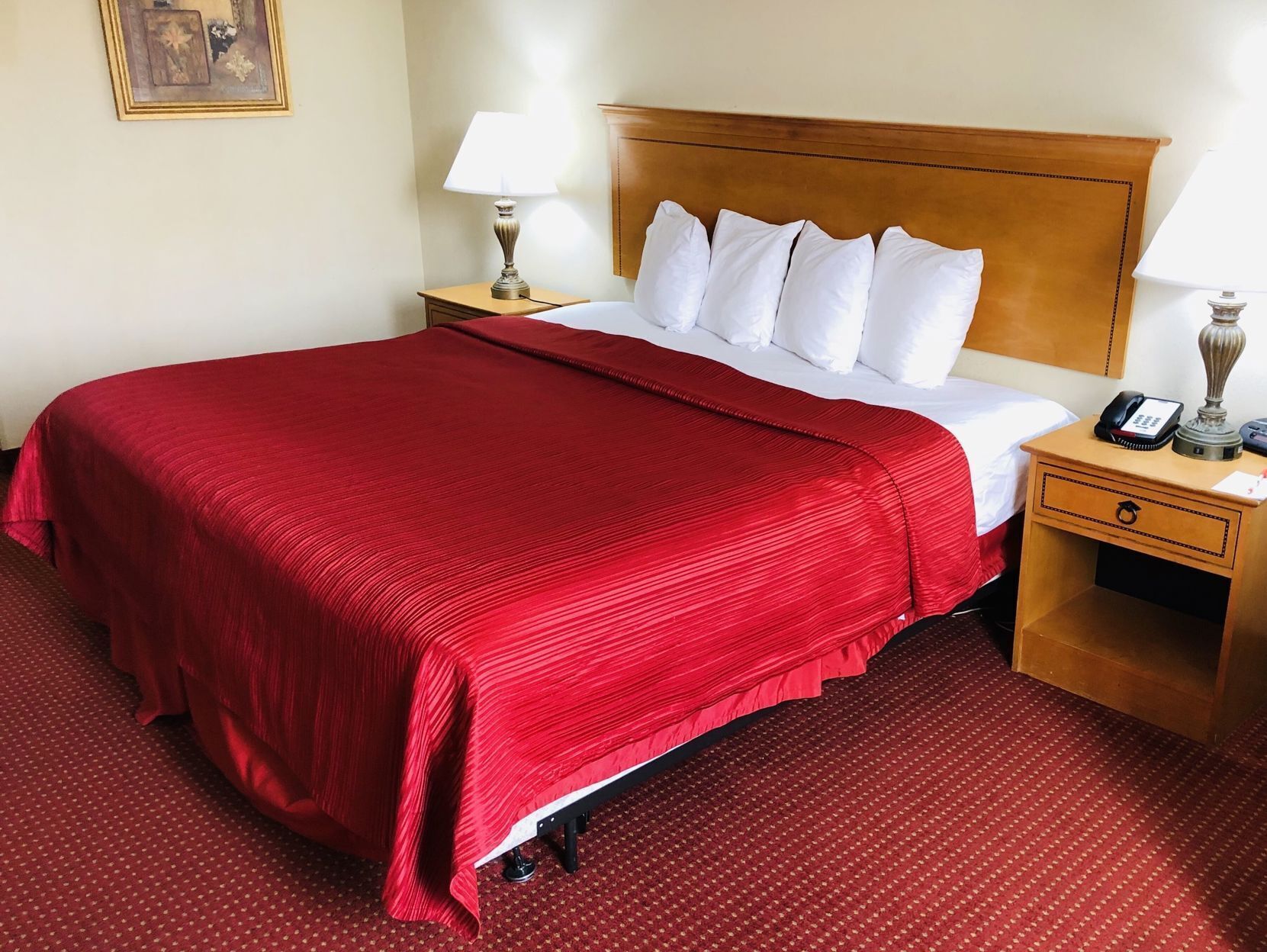 Premium bedding, pillowtop beds, in-room safe, individually decorated
