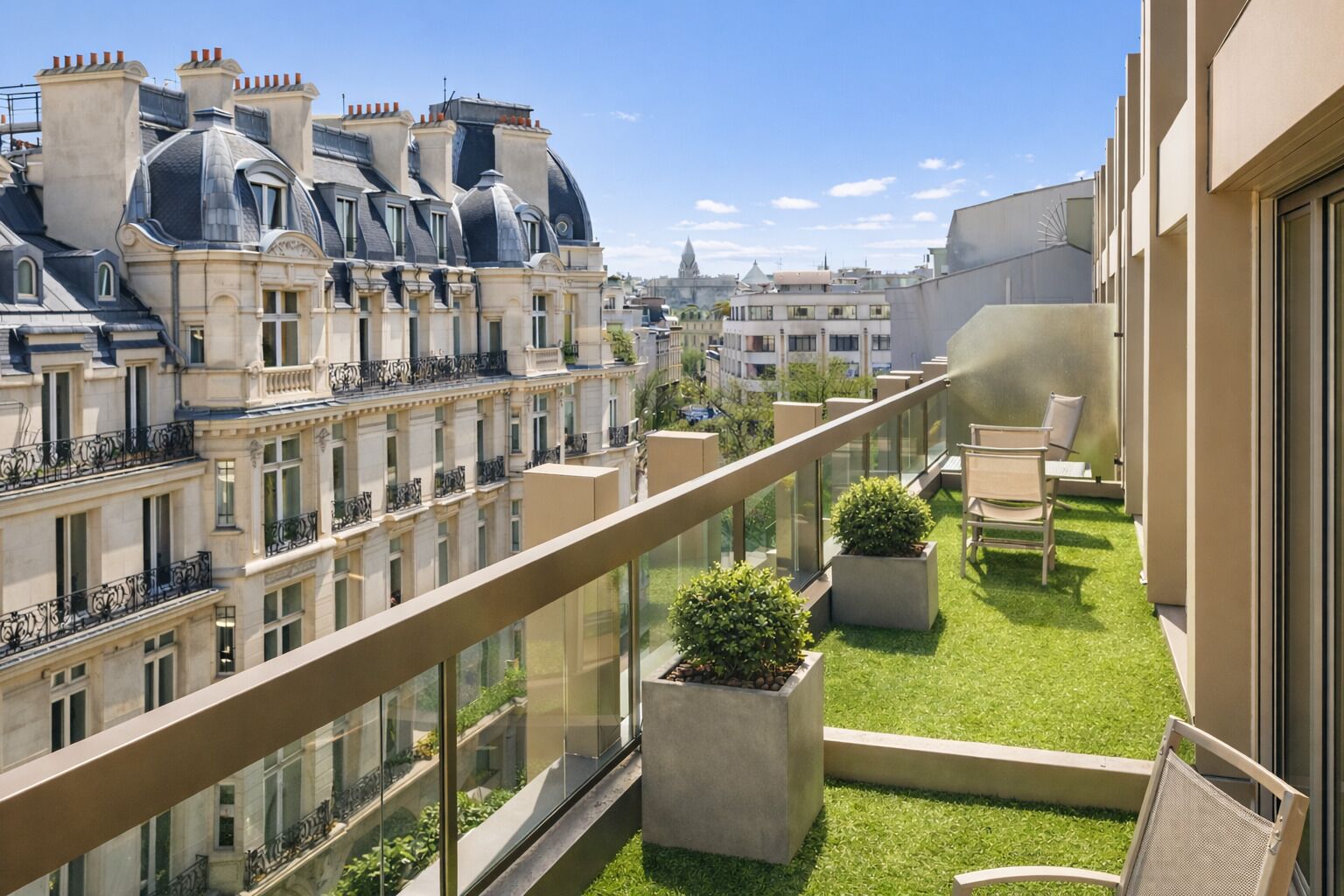 Photo - Warwick Champs-Elysées Paris