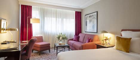 Ropa de cama de alta calidad y minibar