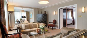 Warwick Champs-Elysées Paris