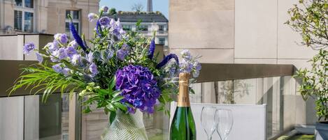 Suite (Montaigne) | Terrace/patio