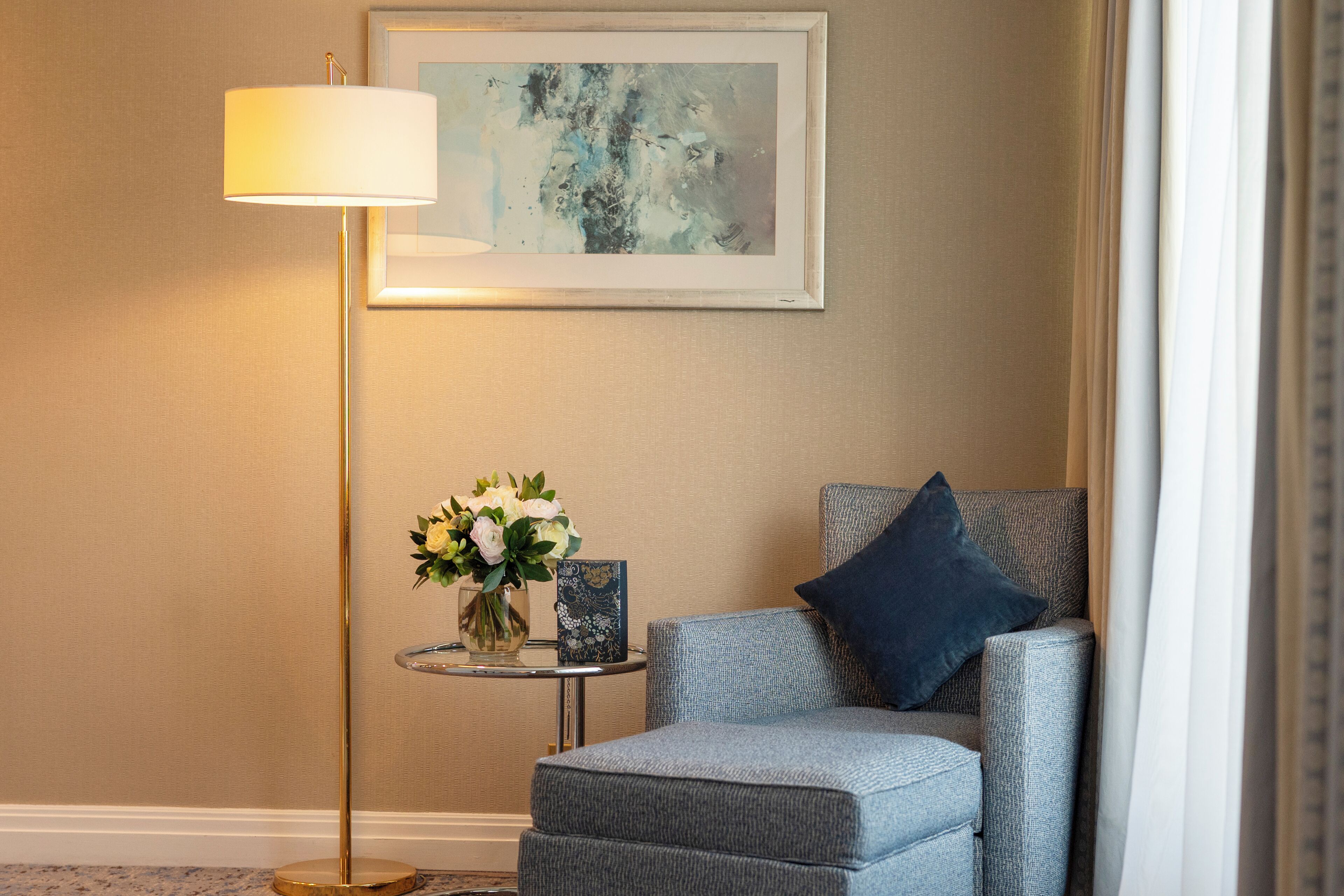 Photo - Warwick Champs-Elysées Paris