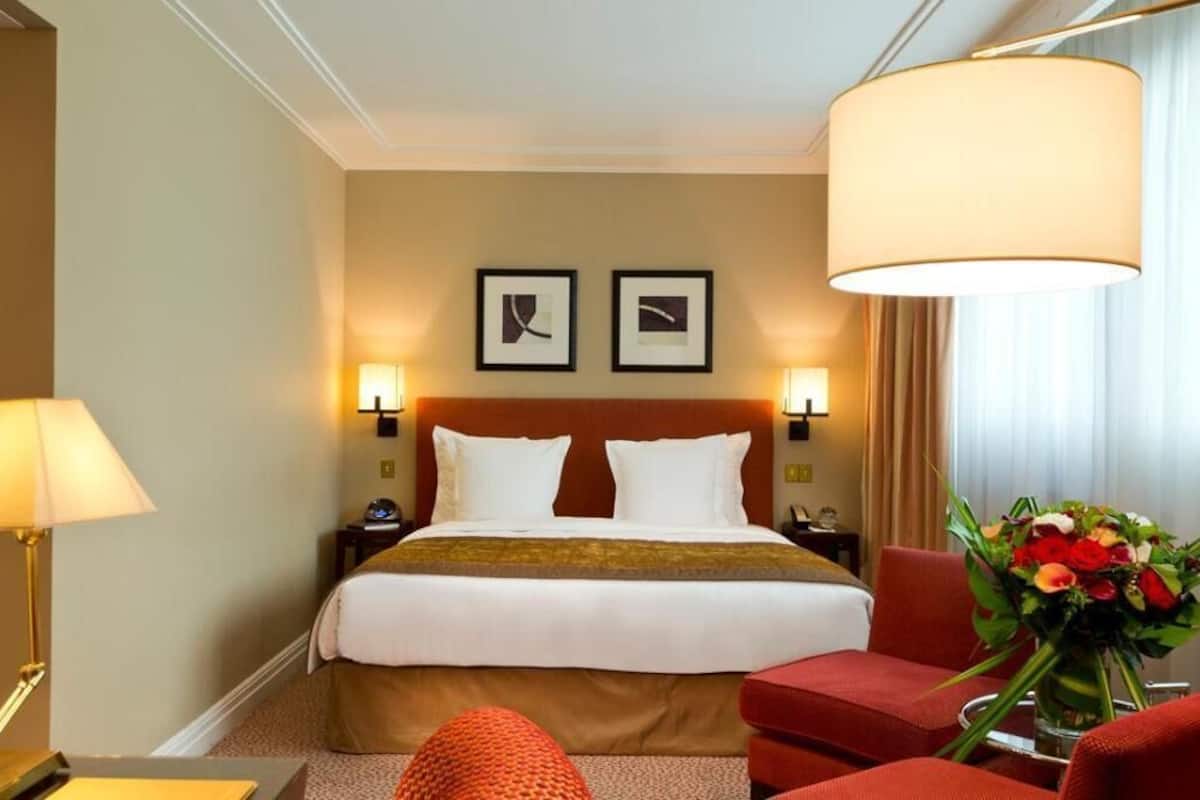 Literie de qualité supérieure, minibar, coffres-forts dans les chambres