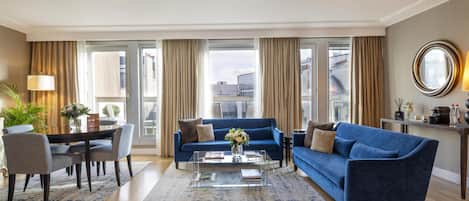 Premium bedding, minibar, in-room safe, desk