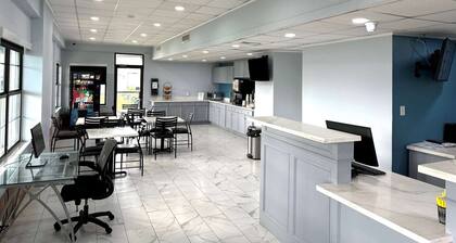 Days Inn by Wyndham Lake Charles