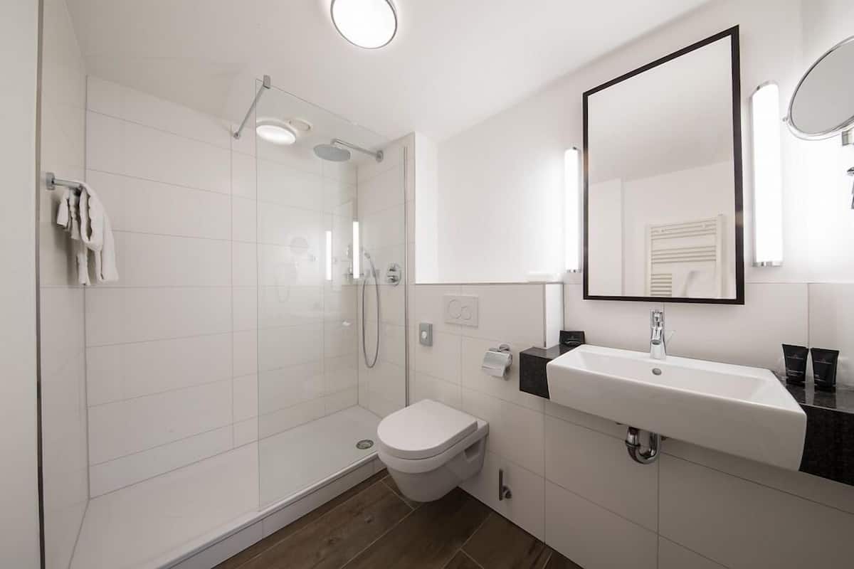 free toiletries, hair dryer, towels