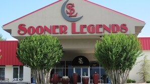Unclassified image, 5 of 31, button - Sooner Legends Inn and Suites (Norman)