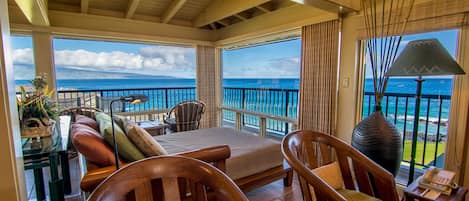 Villa, 2 habitaciones, frente al océano (Bay 27B2 Gold 2.5 bath) | Vista a la playa o el mar