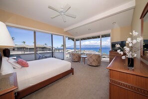 Villa, 1 Bedroom, Ocean View (Bay 14B2, Gold, 1.5 Bath) | Bathroom | Combined shower/tub, free toiletries, hair dryer, towels