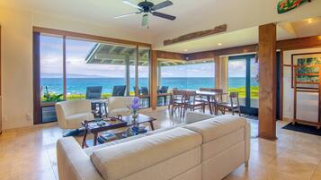 Villa, 1 Bedroom, 2 Bathrooms, Oceanfront (Bay 27G3 Gold) | Living area | 32-inch flat-screen TV with cable channels, TV