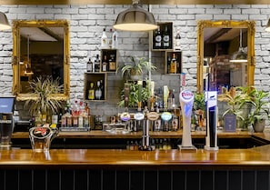 Bar (in der Unterkunft)