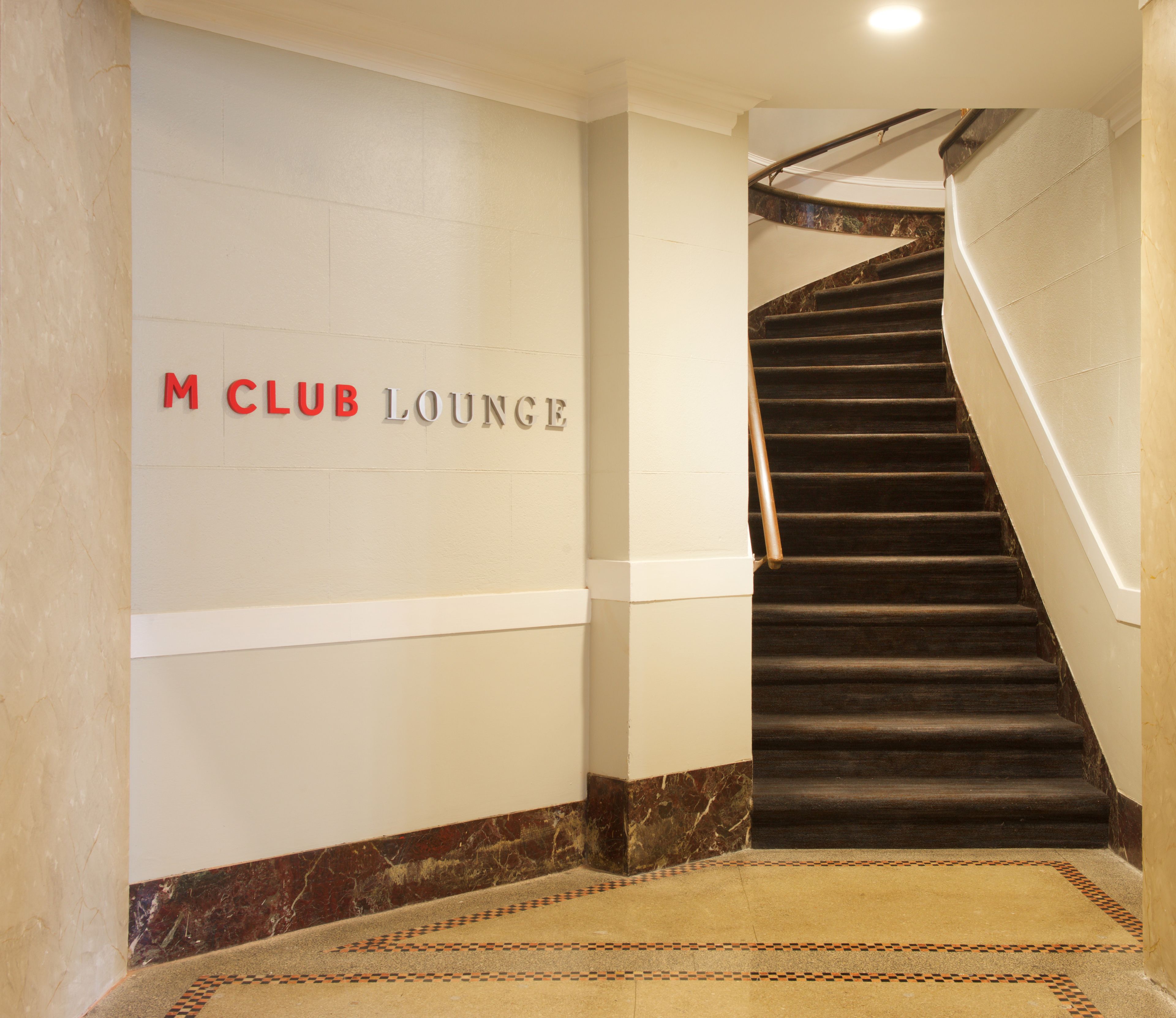 club room, 1 king bed with sofa bed | executive lounge