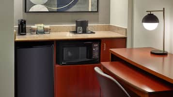 Microwave, coffee/tea maker