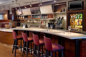 Bar (on property) - Courtyard by Marriott - Atlanta Executive Park/Emory (Atlanta)