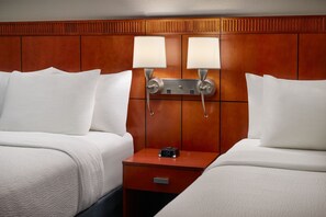 Premium bedding, in-room safe, desk, laptop workspace