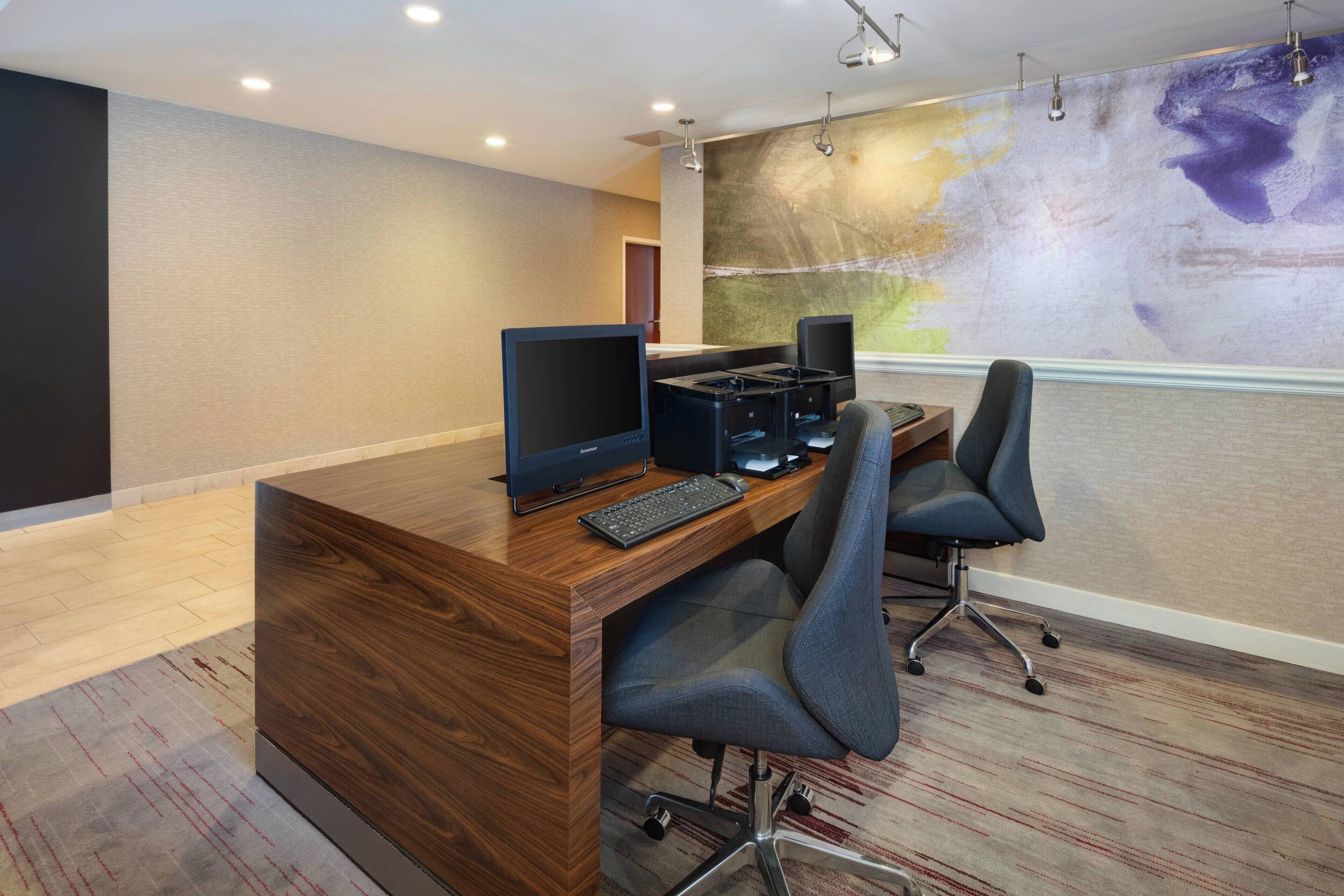 Photo - Courtyard by Marriott Atlanta Executive Park/Emory